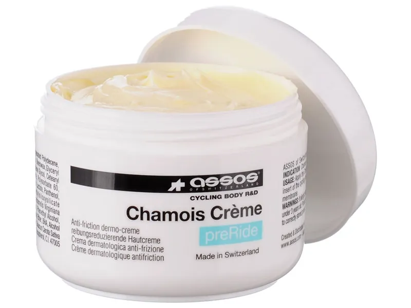 applying chamois cream
