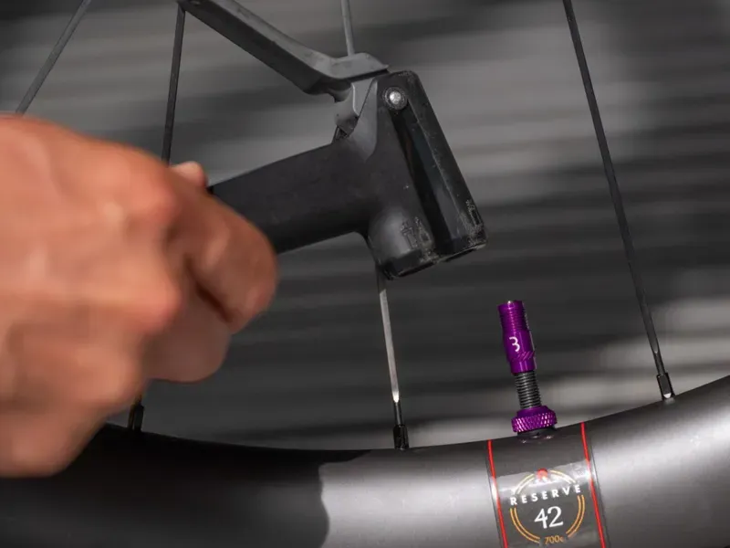 BBB BTI-165 CoreCap Valve Cap 2-piece Set in Purple-2