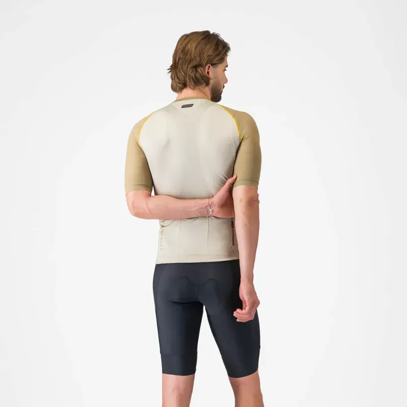 Castelli Unlimited 2 Cargo Bib Shorts in Black-1