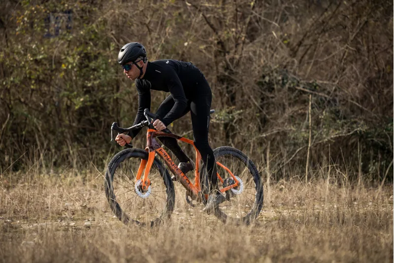 Pinarello GREVIL F9 with Princeton GRIT 4540 and GRX Di2: STONE ORANGE-8