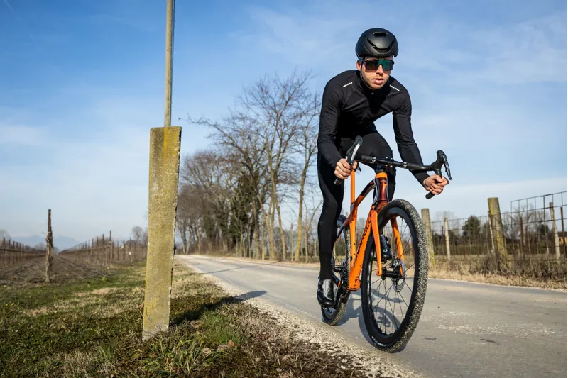 Pinarello GREVIL F9 with Princeton GRIT 4540 and GRX Di2: STONE ORANGE-5