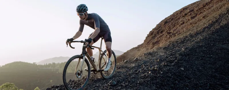 Q36.5 DOTTORE GRID SKIN Short Sleeve Jersey : LANGHE RED-4