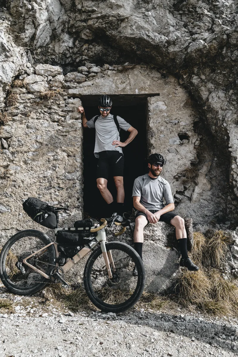 Q36.5 Baggy Shorts Adventure : Gravel Shorts : BLACK-8