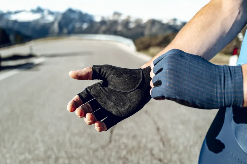 Q36.5 Dottore Pro Summer Glove : NAVY-4