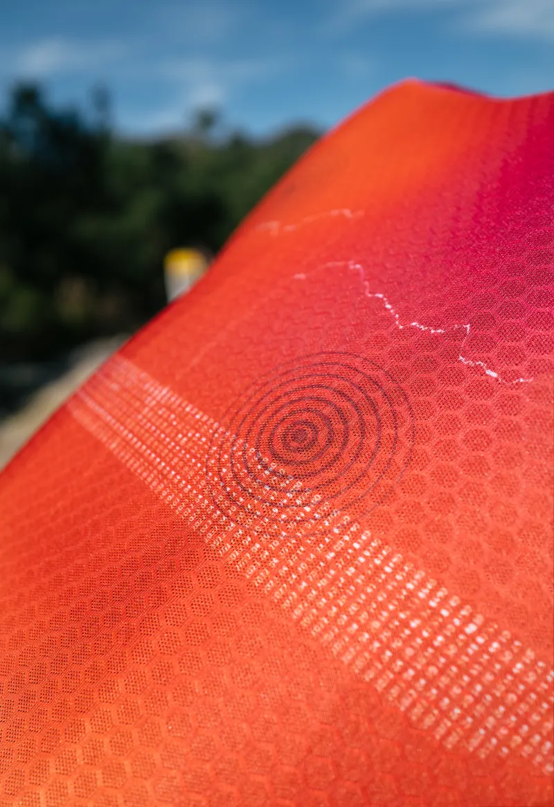 Q36.5 Gregarius Pro QLAB Jersey : RED-4