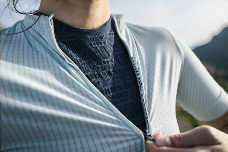 Q36.5 Base Layer 1 : Sleeveless : Navy Blue-5