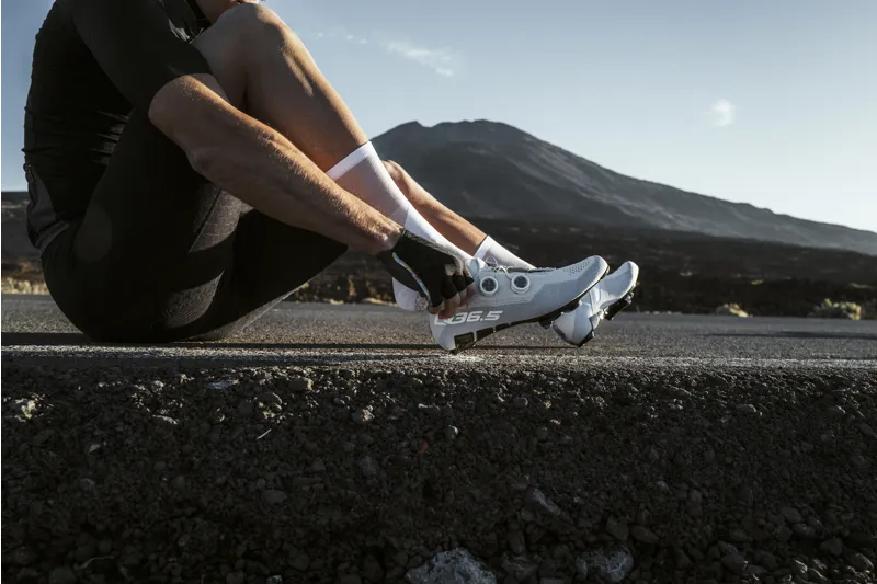 Q36.5 DOTTORE CLIMA Road Shoes : ICE GREY-7