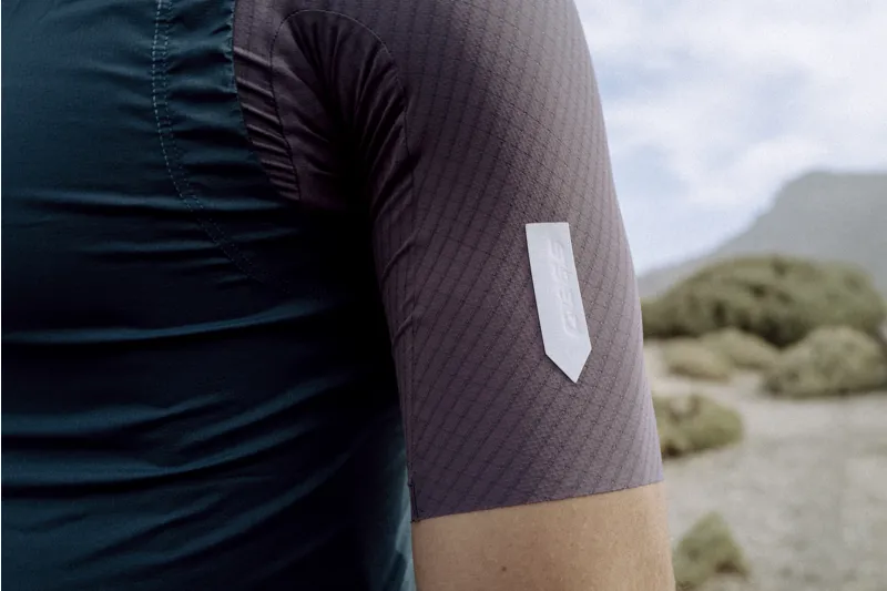 Q36.5 Air VEST : AUSTRALIAN Green-12