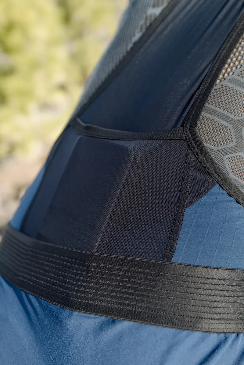 Q36.5 Adventure Cargo Bib Shorts : NAVY-10