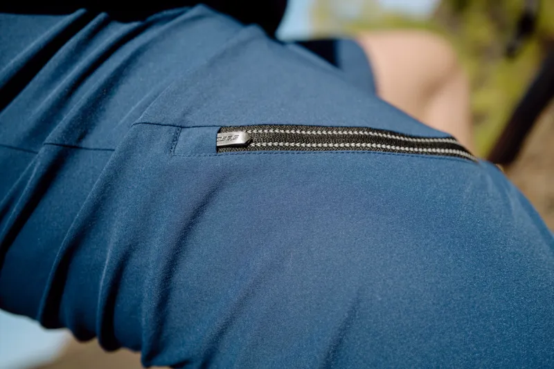 Q36.5 Baggy Shorts Adventure : Gravel Shorts : NAVY BLUE-2