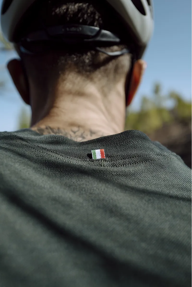 Q36.5 Adventure Tech T-Shirt : Forest Green-7