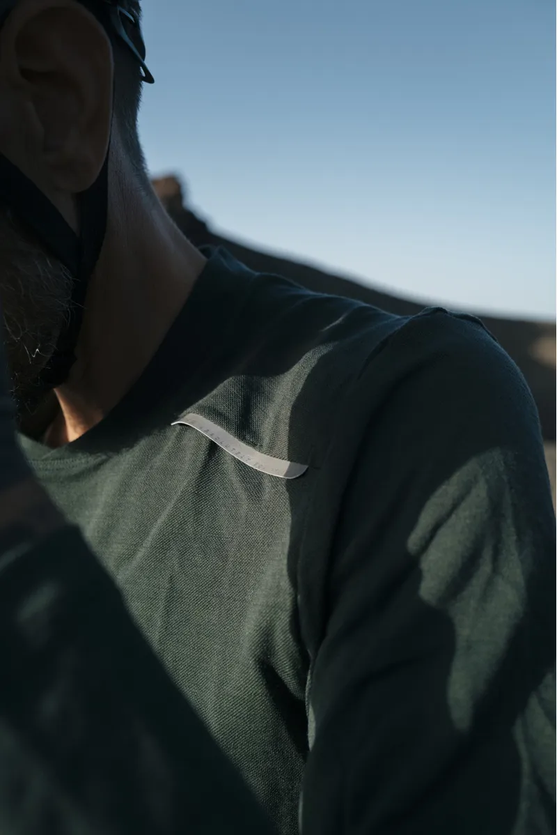 Q36.5 Adventure Tech T-Shirt : Forest Green-3