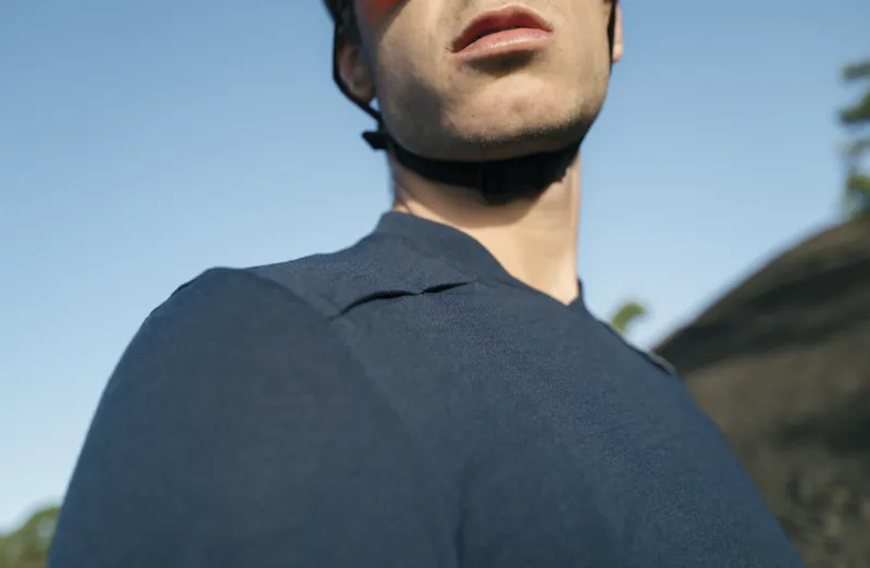 Q36.5 Adventure Tech T-Shirt : NAVY-6