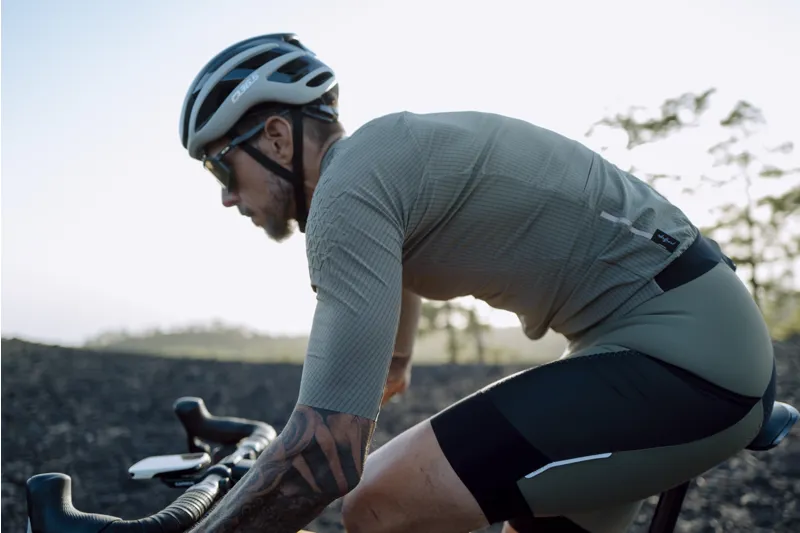 Q36.5 DOTTORE GRID SKIN Short Sleeve Jersey : OLIVE-1