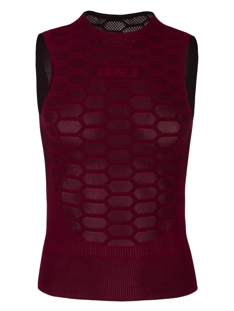 Q36.5 Base Layer 1 : Sleeveless : Siena Red