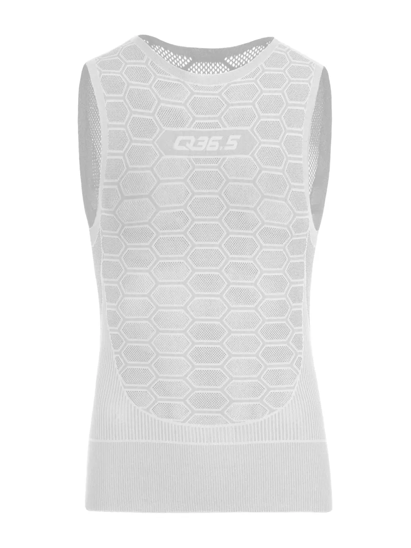 Q36.5 Base Layer 1 : Sleeveless : White