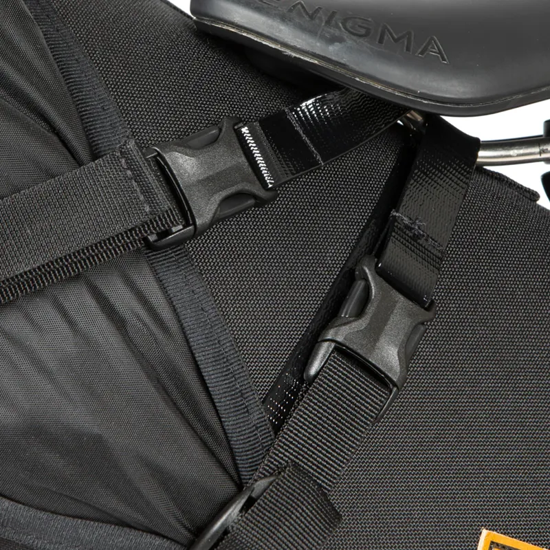 Restrap 18 Litre Saddle Bag : Black-5