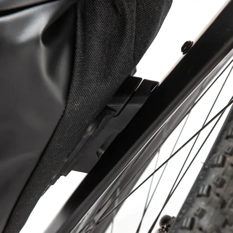 Restrap Switch Pannier : 5 Litres : Black-5