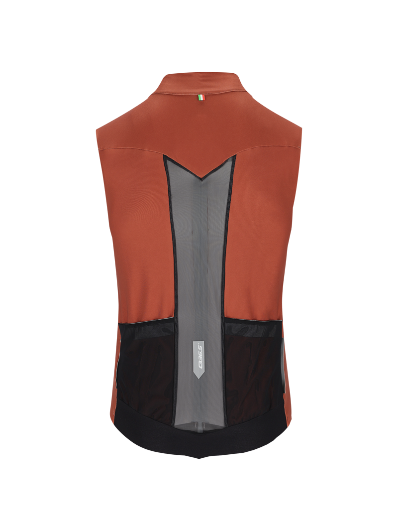 Q36.5 Gregarius Hybrid Vest : BRICK RED-1