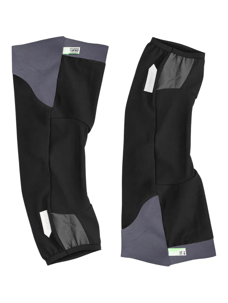 Q36.5 WOOLF Knee Warmers : Black-1