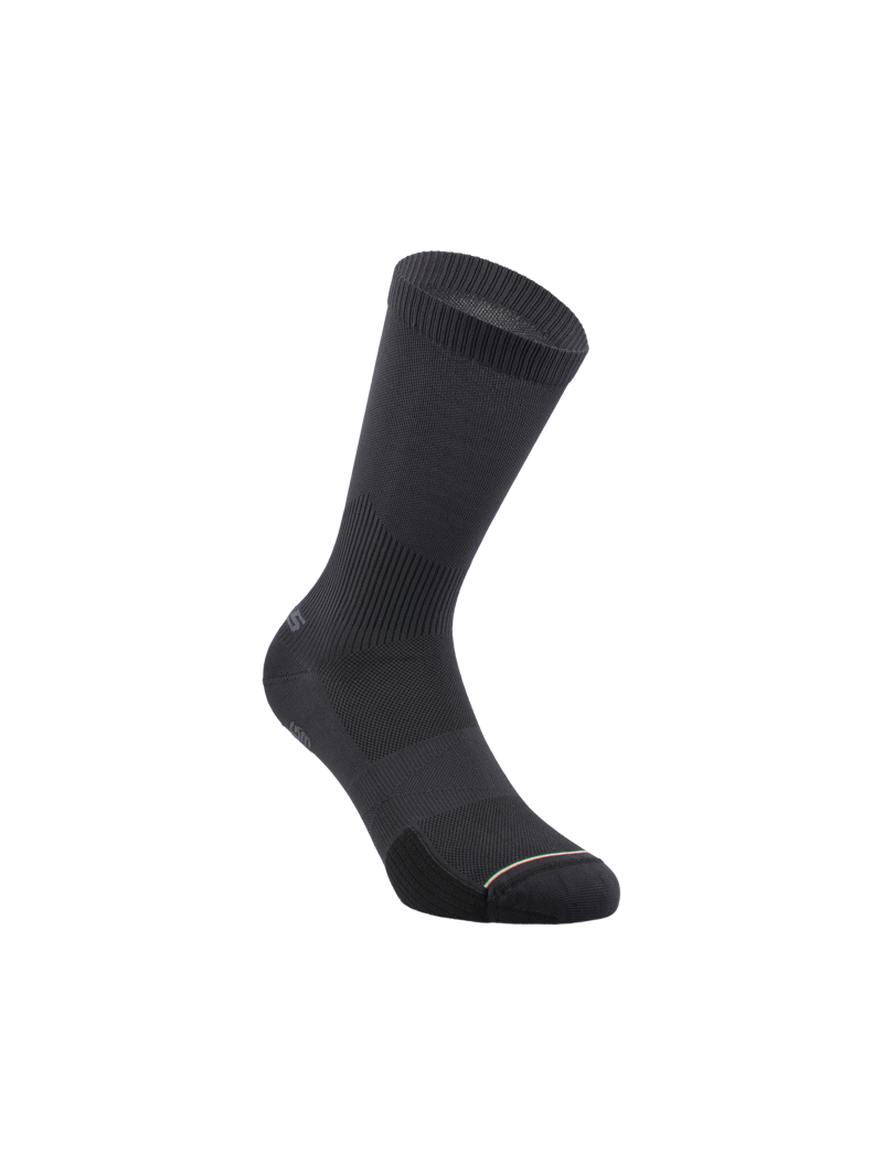 Q36.5 Ultralong Cycling Socks : BLACK