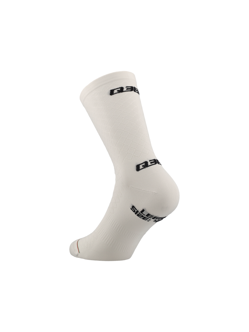 Q36.5 Leggera Socks : WHITE-1