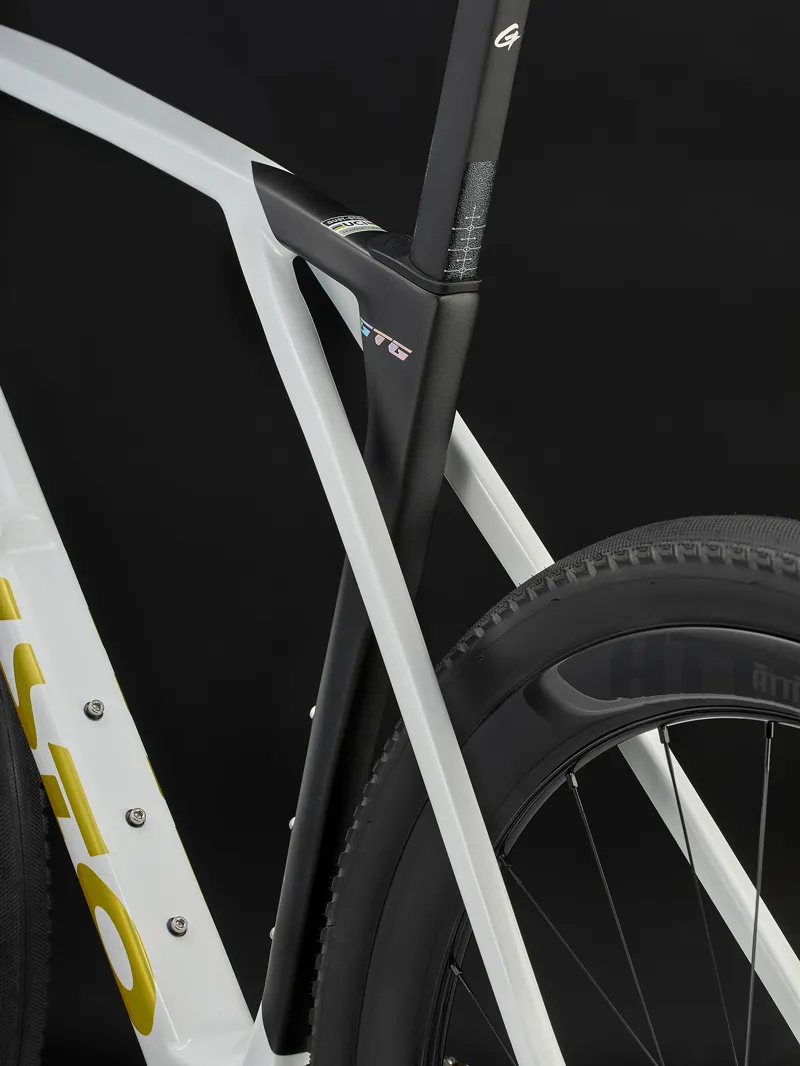 Gusto GTG PRO TE Gravel Bike : Pearl White-4