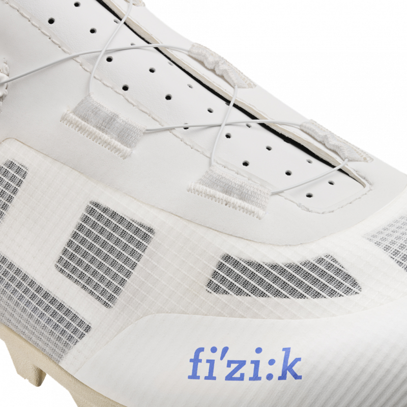 Fizik Vento Proxy Shoes in White-3