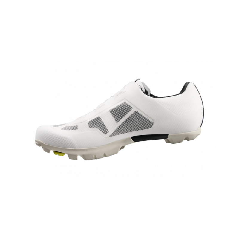 Fizik Vento Proxy Shoes in White-2