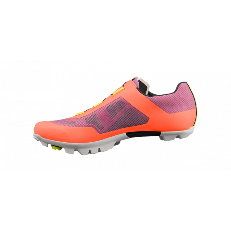 Fizik Vento Proxy Shoes in Coral and Purple -2