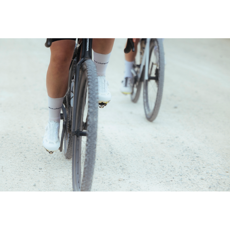 Fizik Vento Proxy Shoes in White : WIDE-6