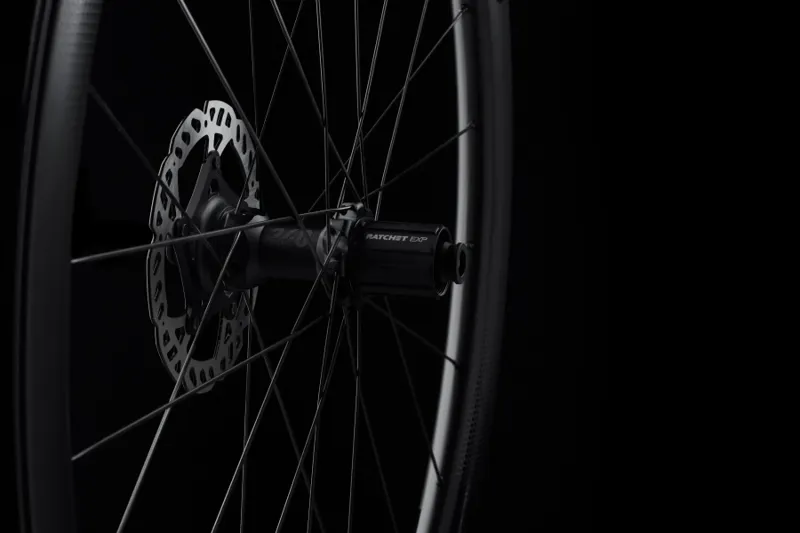 FFWD RYOT 44 Tubeless Ready Carbon Disc Wheelset : DT350 Hubs-4