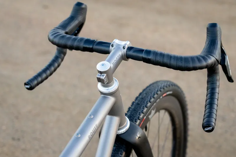 Moots ROUTT : Titanium Frame And Kit : Brushed Ti-4