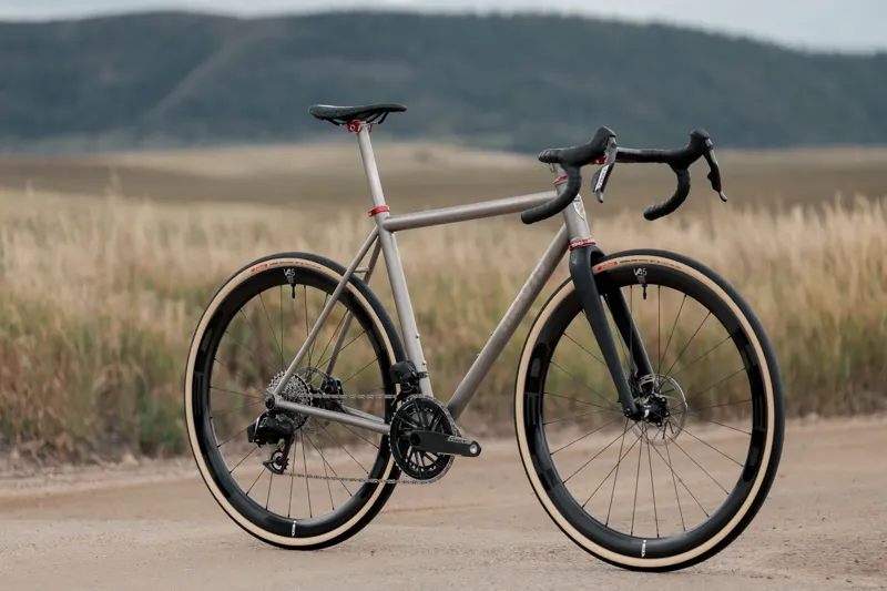 Moots COUNTY LINE All Road Titanium Frame + Kit : Brushed Ti-1