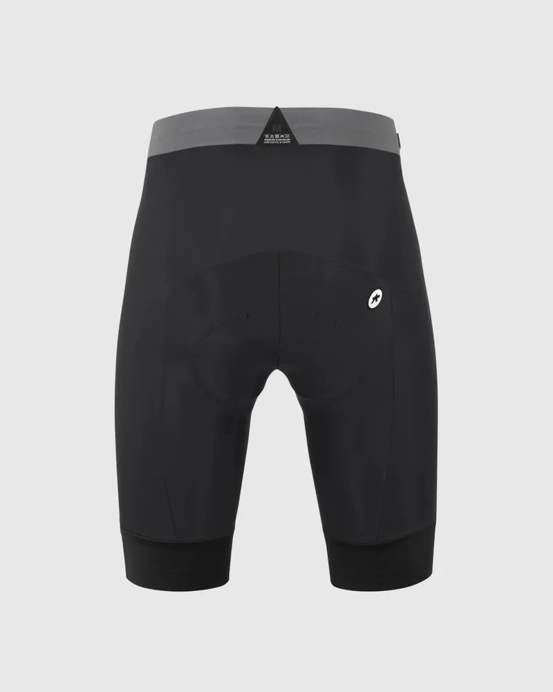 Assos MILLE GT Half Shorts C2 : Black Series-3