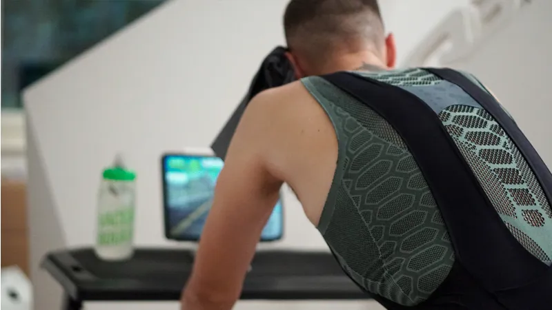 Q36.5 Base Layer 1 : Sleeveless : Olive Green-2