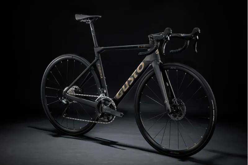 GUSTO Cobra EVO : Sport TE : Jet Black-1