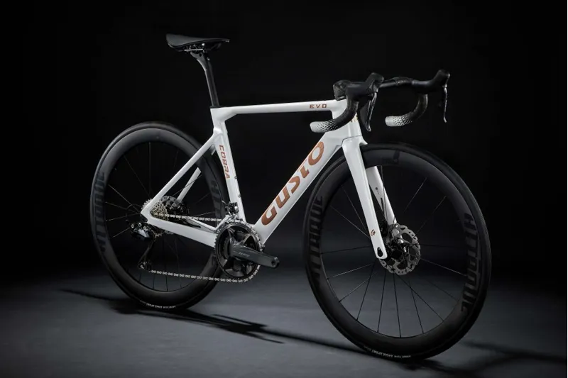 GUSTO Cobra EVO : Sport TE : Pearl White-1