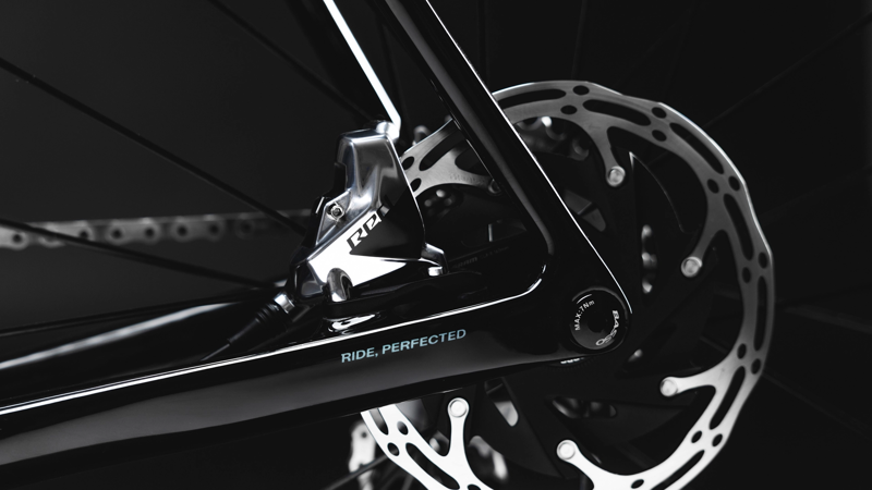 2023 Basso Diamante Disc Carbon Road Frameset : Candy Red Fade-6