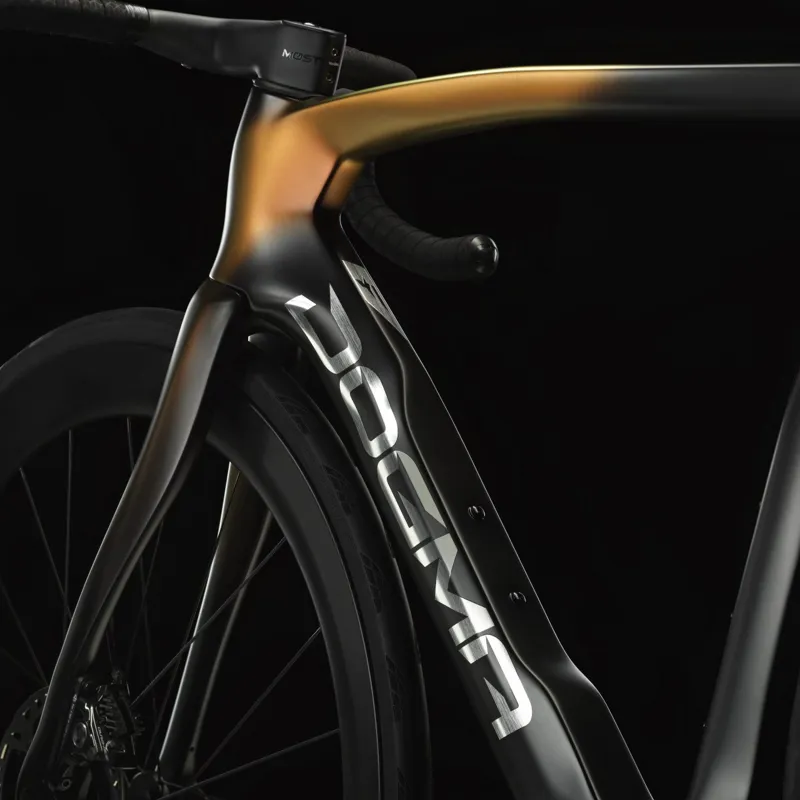 2025 Pinarello DOGMA F Frame Kit : Luxter Red - Gold-5
