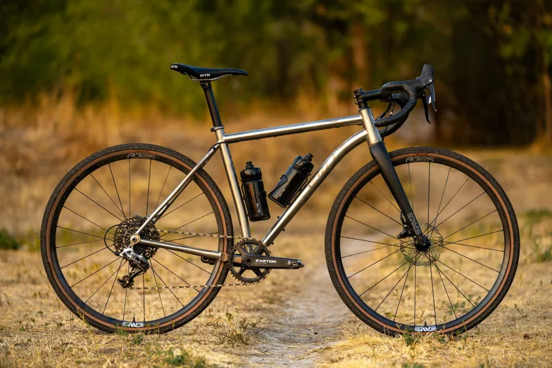 Enve Foundation AG25 Gravel and Adventure 700c Carbon Wheelset -8