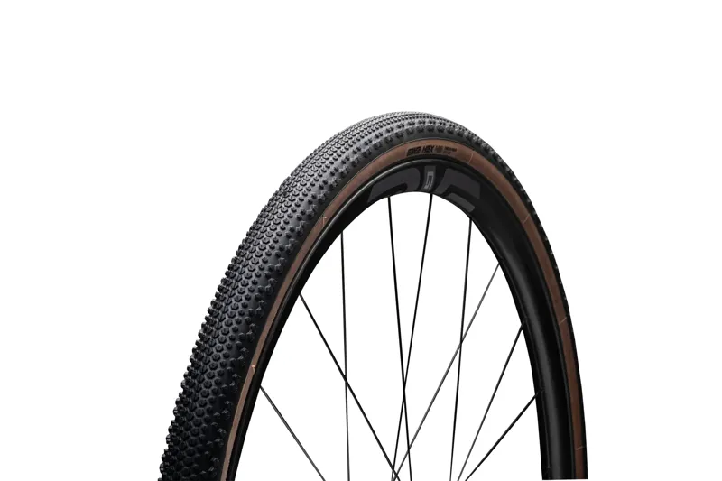 ENVE Hex Carapace Gravel Tyre in Black and TAN-4