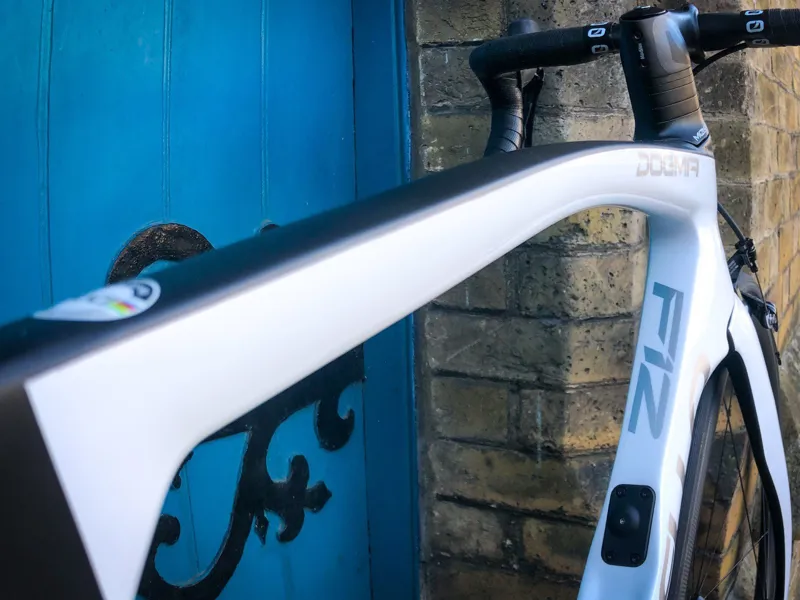 Pinarello Dogma F12 RIM Ultegra with Most UF C40 in 53cm : OSIUM WHITE-2