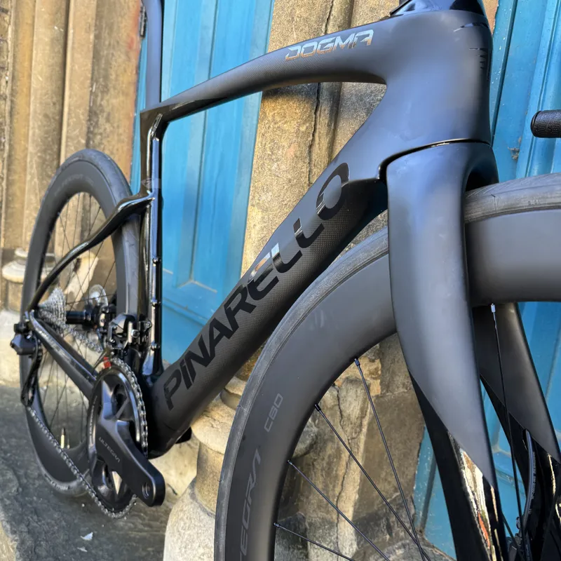 Dogma F Disc : Ultegra Di2 and Ultegra C60 : BOB Black : 53cm-5