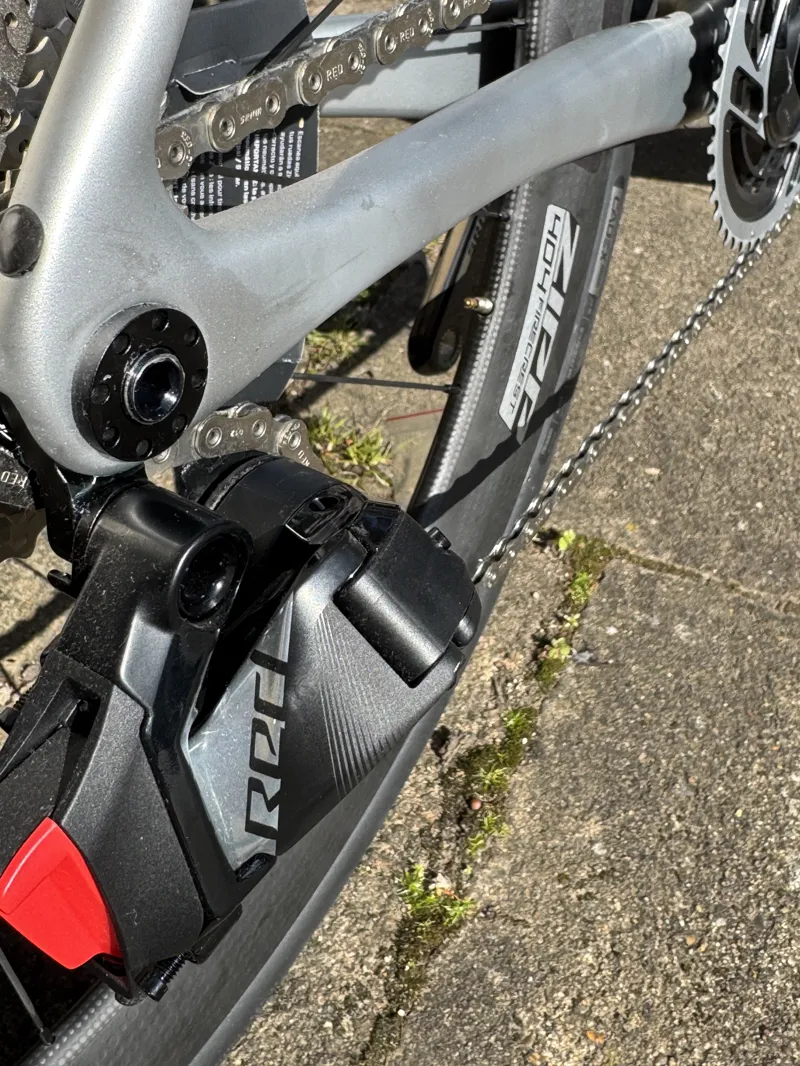 Officine Mattio OM1 RT Build : RED AXS + ZIPP 404 Firecrest : Silver-4