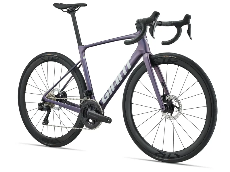 2027 Giant Defy Advanced-Ui2 in Tempest Purple-1