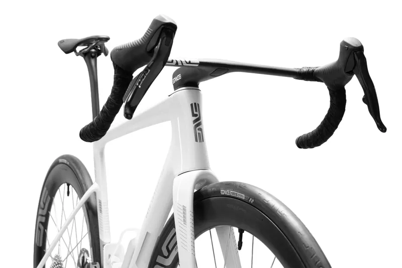Enve Melee V2 : PRO : Sram Force 2x Power : White Lightning-5