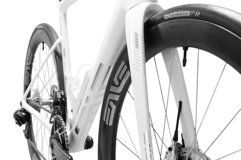 Enve Melee V2 : PRO : Sram Force 2x Power : White Lightning-7
