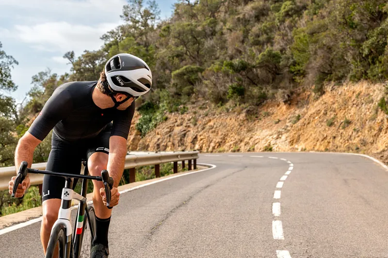 Kask ELEMENTO Helmet : White-8