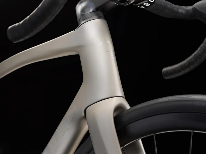 Pinarello X3 with Shimano 105 Di2 and DT Wheels : IMPULSE GREY-4